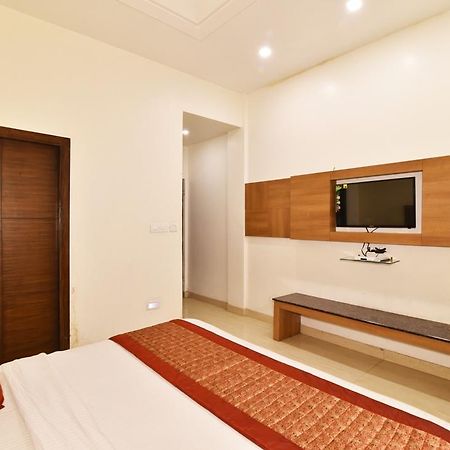 Hotel B-Comfort Amritsar Luaran gambar