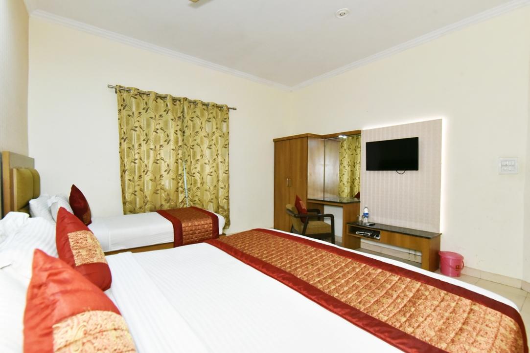 Hotel B-Comfort Amritsar Luaran gambar