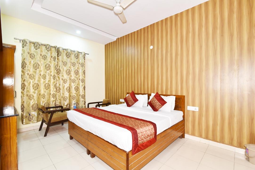 Hotel B-Comfort Amritsar Luaran gambar